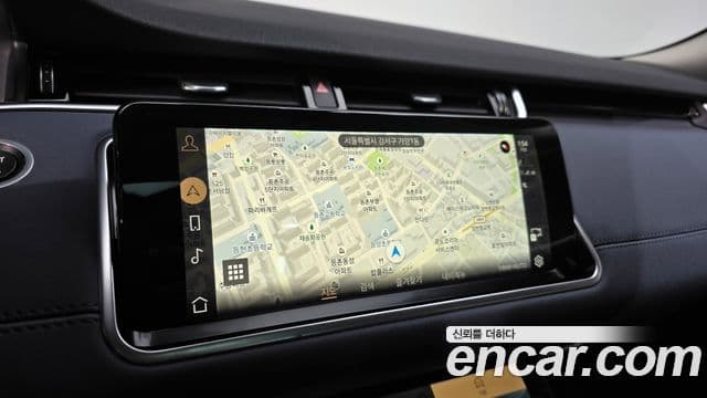 Land Rover Range Rover Evoque 2021 — Фото 15/20