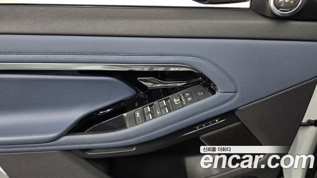 Land Rover Range Rover Evoque 2021 — Фото 18/20