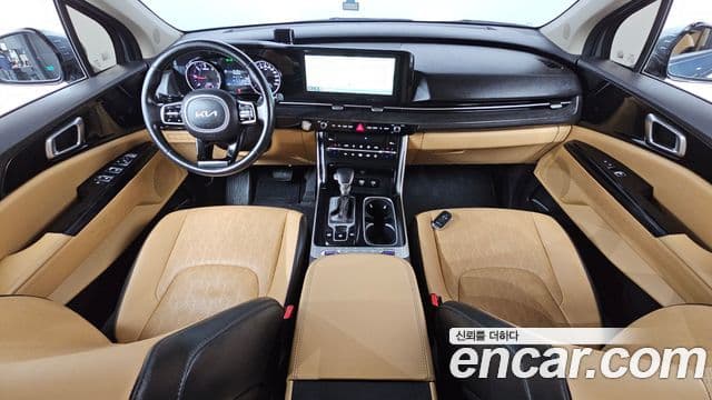 Kia Carnival 2021 — ფოტო 7/20