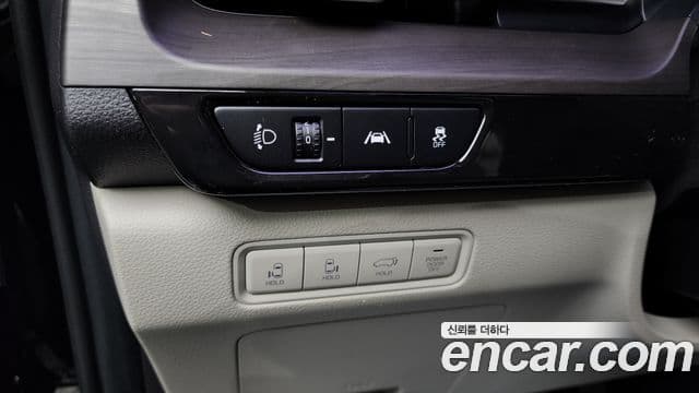 Kia Carnival 2020 — Şəkil 12/20