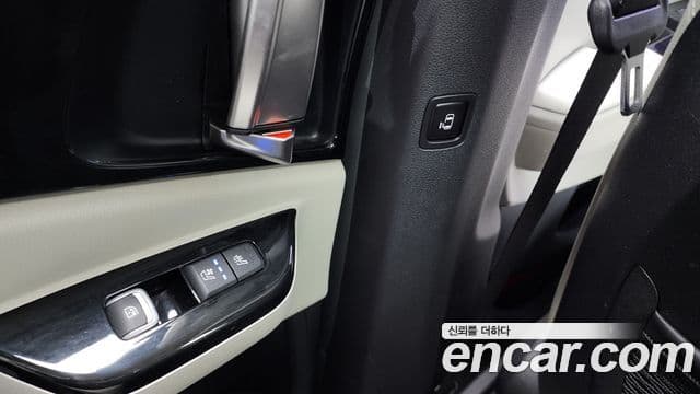 Kia Carnival 2020 — Şəkil 19/20