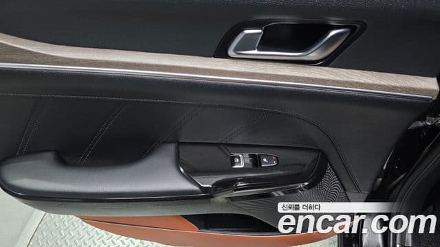 Kia K5 2021 — Photo 9/20