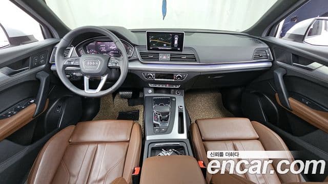 Audi Q5 2020 — ფოტო 7/20
