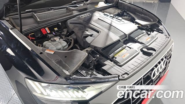 Audi Q8 2020 — Photo 13/20