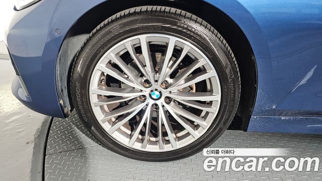 BMW 3 Series 2020 — ფოტო 6/20