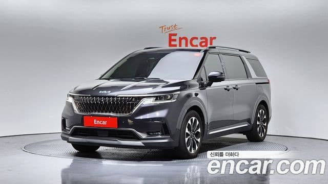 Kia Carnival 2023 — Фото 1/20