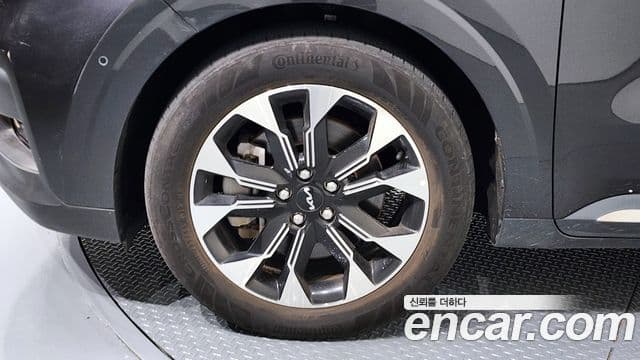 Kia Carnival 2023 — Фото 5/20