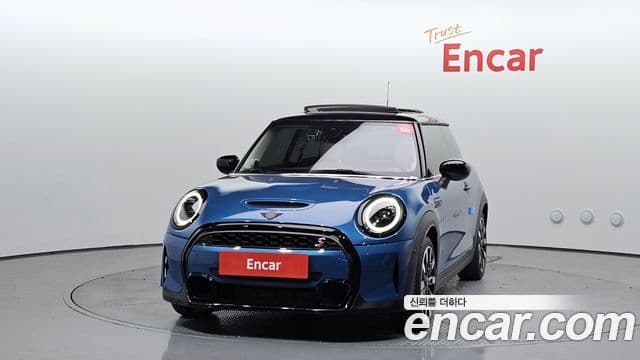 Mini Cooper S 2023 — ფოტო 3/20
