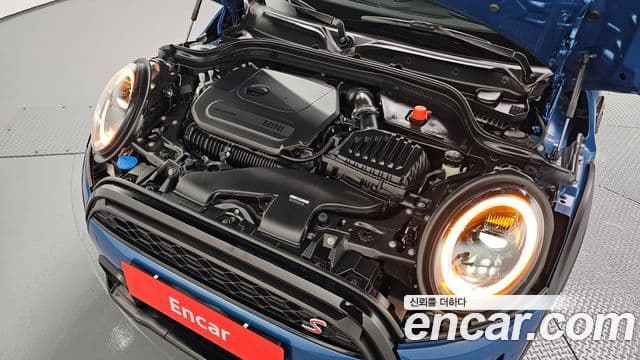 Mini Cooper S 2023 — ფოტო 6/20