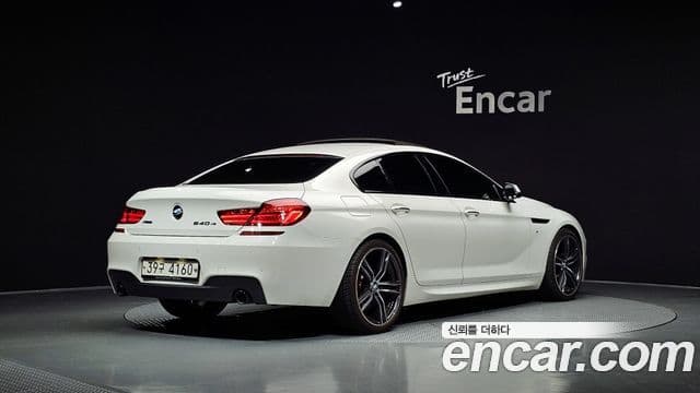BMW 6 Series 2018 — Şəkil 1/20
