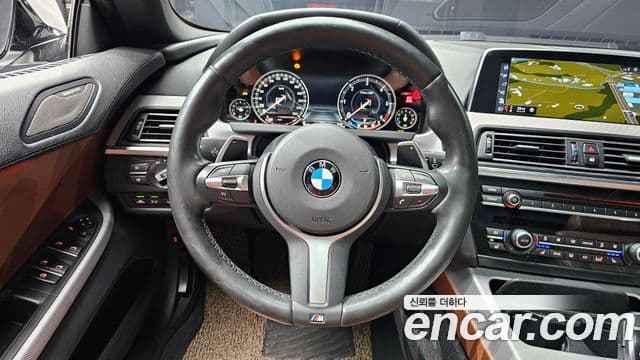BMW 6 Series 2018 — Şəkil 13/20
