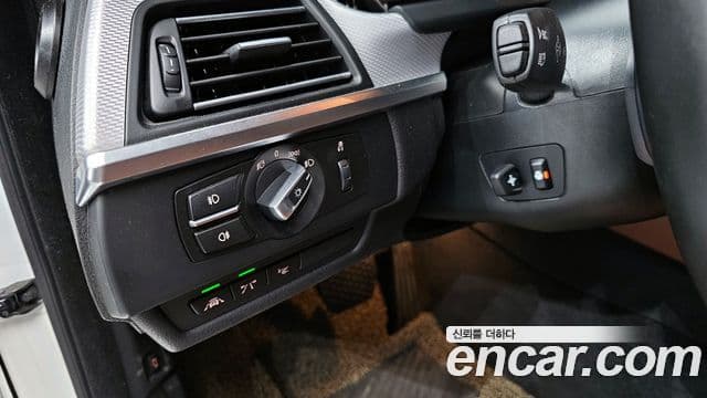 BMW 6 Series 2018 — Şəkil 16/20