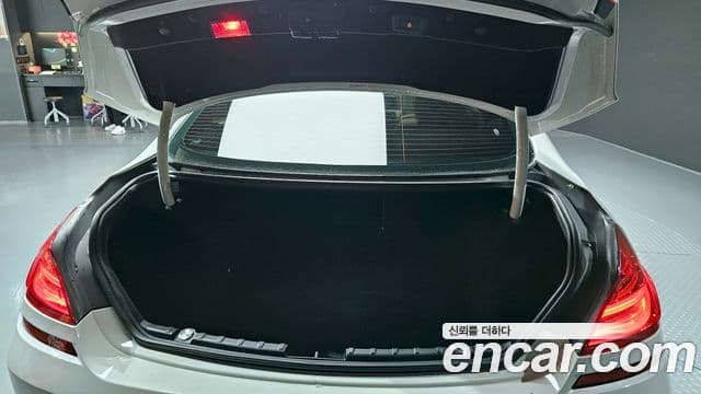 BMW 6 Series 2018 — Şəkil 20/20