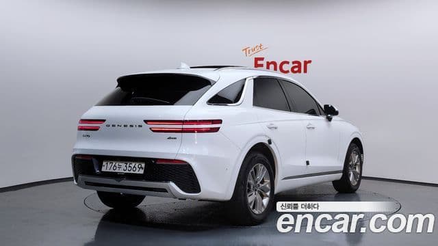 Genesis GV70 2021 — ფოტო 1/20