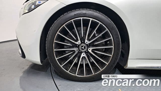 Mercedes-Benz S-Class 2022 — ფოტო 8/20