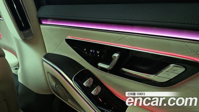 Mercedes-Benz S-Class 2022 — ფოტო 13/20