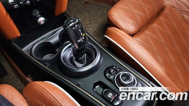 Mini Cooper S Countryman 2021 — ფოტო 9/20