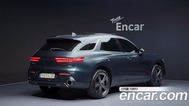 Genesis GV70 2021 — Şəkil 2/20