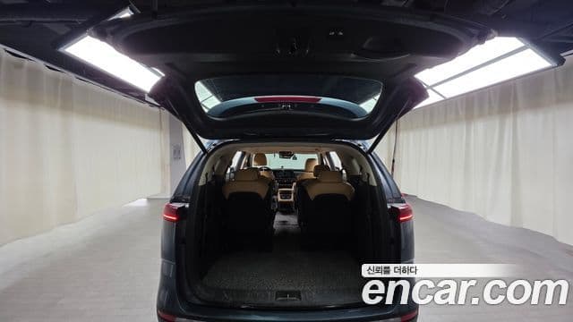 Kia Carnival 2020 — ფოტო 20/20
