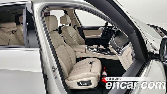 BMW X7 2021 — ფოტო 12/20