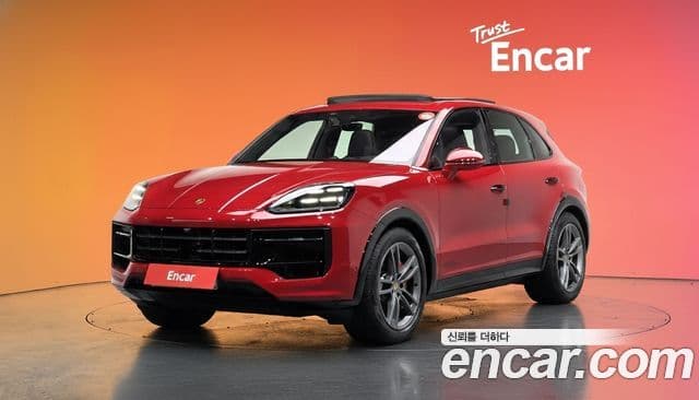 Porsche Cayenne 2025 — Фото 1/20