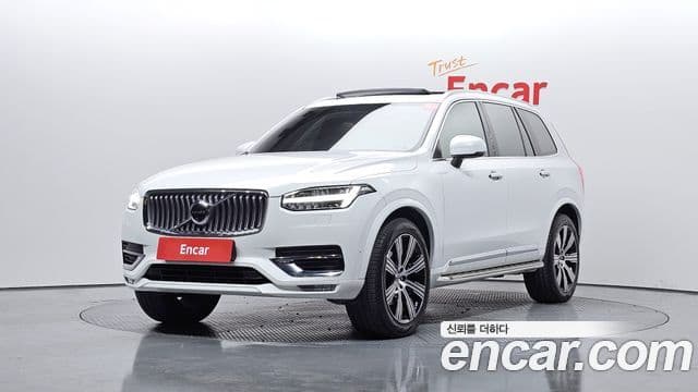 Volvo XC90 2021 — ფოტო 7/20