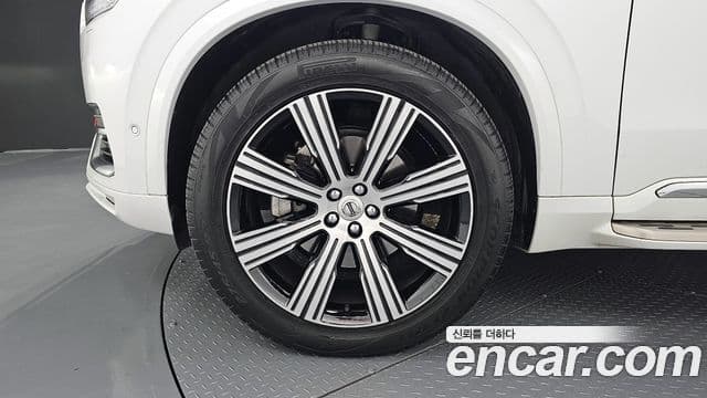 Volvo XC90 2021 — ფოტო 12/20