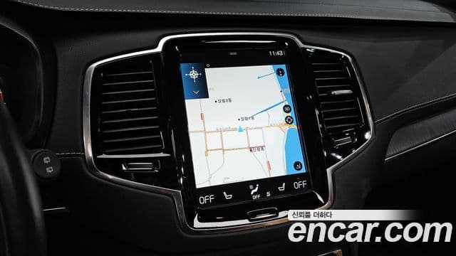 Volvo XC90 2021 — ფოტო 3/20