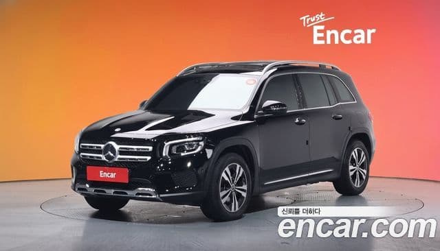 Mercedes-Benz GLB-Class 2021 — Photo 18/20