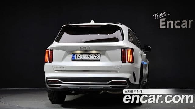 Kia Sorento 2023 — Şəkil 4/20