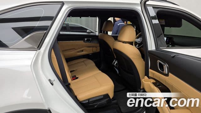 Kia Sorento 2023 — фото 12 из 20