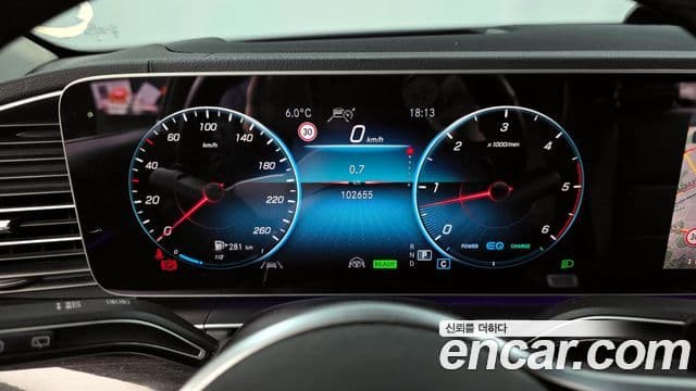 Mercedes-Benz GLE-Class 2022 — Şəkil 8/20