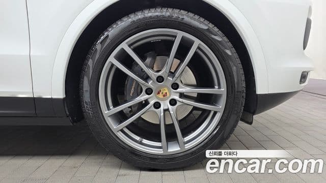 Porsche Cayenne 2021 — Şəkil 5/20