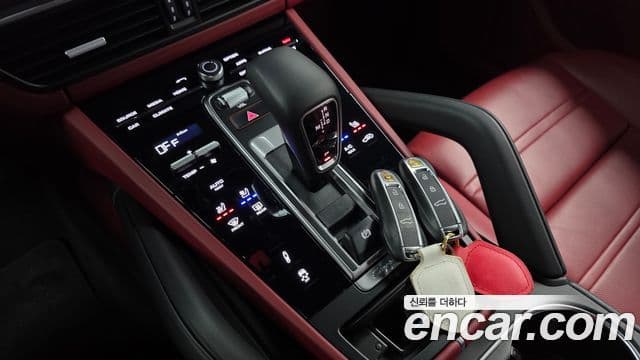 Porsche Cayenne 2021 — Şəkil 8/20