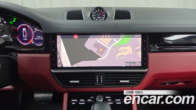 Porsche Cayenne 2021 — Şəkil 14/20