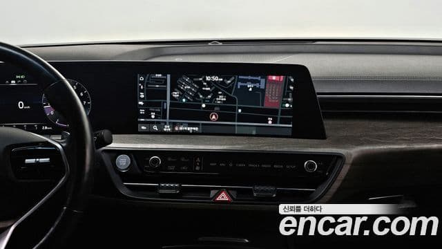 Kia K8 2022 — Şəkil 13/20