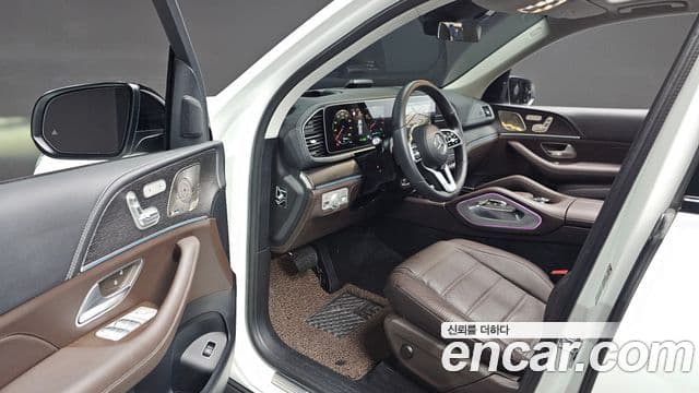 Mercedes-Benz GLE-Class 2022 — ფოტო 4/20