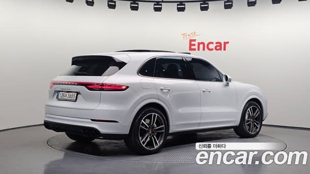 Porsche Cayenne 2020 — Şəkil 2/20
