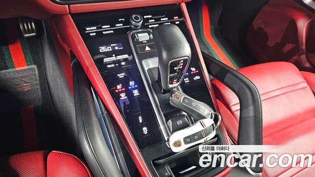 Porsche Cayenne 2020 — фото 9 из 20
