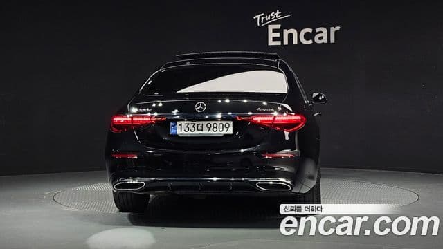 Mercedes-Benz S-Class 2023 — Photo 3/20