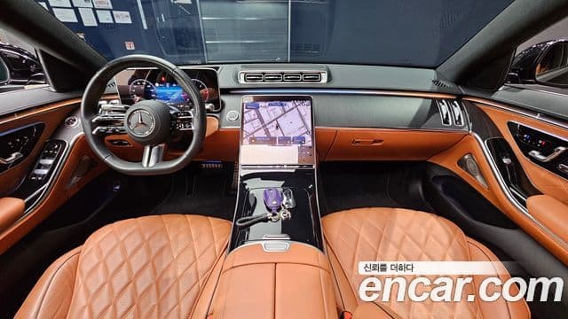Mercedes-Benz S-Class 2023 — Photo 4/20