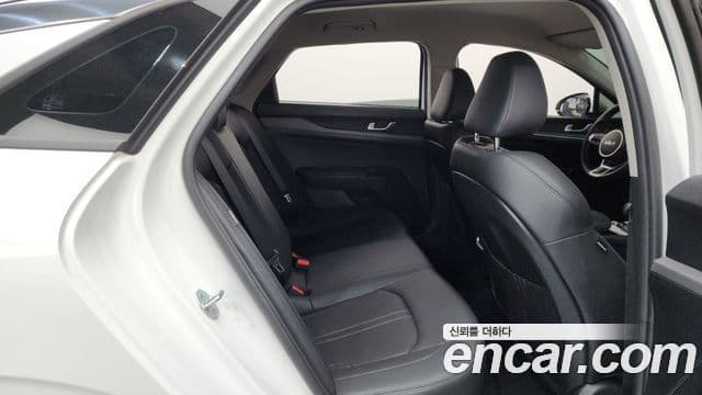 Kia K5 2023 — ფოტო 20/20