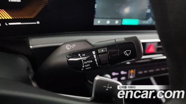Kia K5 2023 — ფოტო 13/20