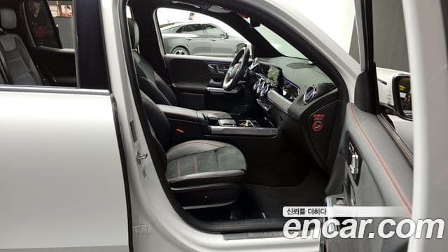 Mercedes-Benz GLB-Class 2022 — Şəkil 14/20