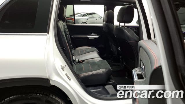 Mercedes-Benz GLB-Class 2022 — Şəkil 16/20