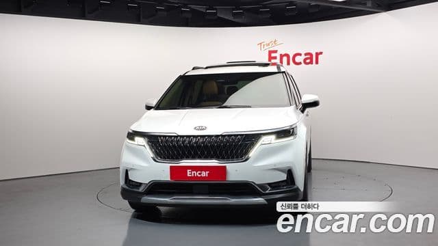 Kia Carnival 2020 — Photo 2/20