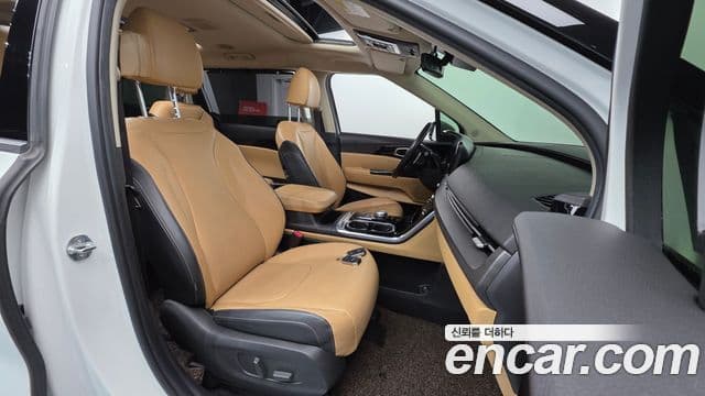 Kia Carnival 2020 — Photo 18/20
