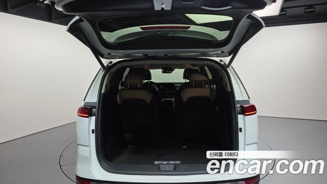 Kia Carnival 2020 — Photo 3/20