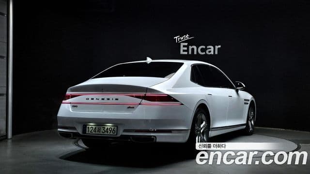 Genesis G90 2022 — ფოტო 2/20