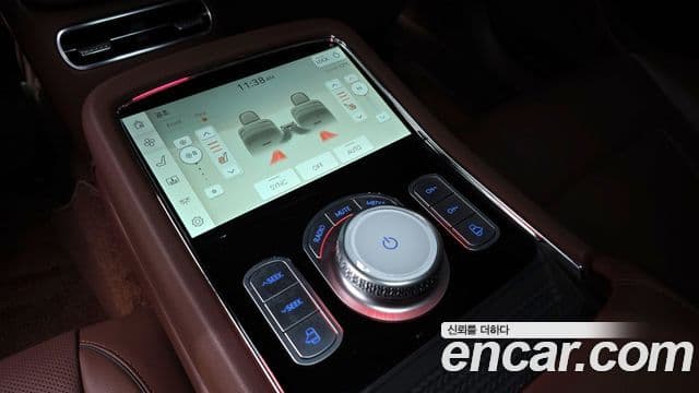 Genesis G90 2022 — ფოტო 17/20
